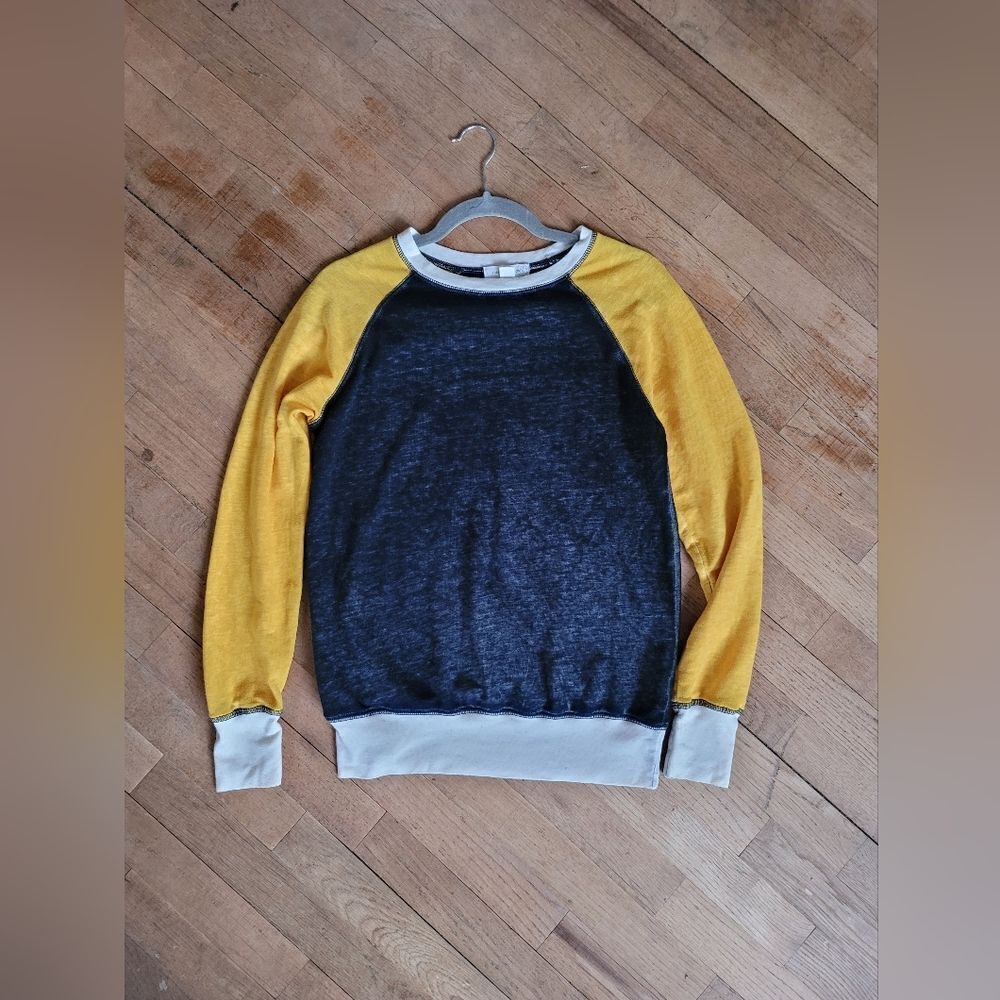 Treasure &‎ Bond Lughtweight Raglan Sweatshirt, Size Small, Navy and Gold/Yellow